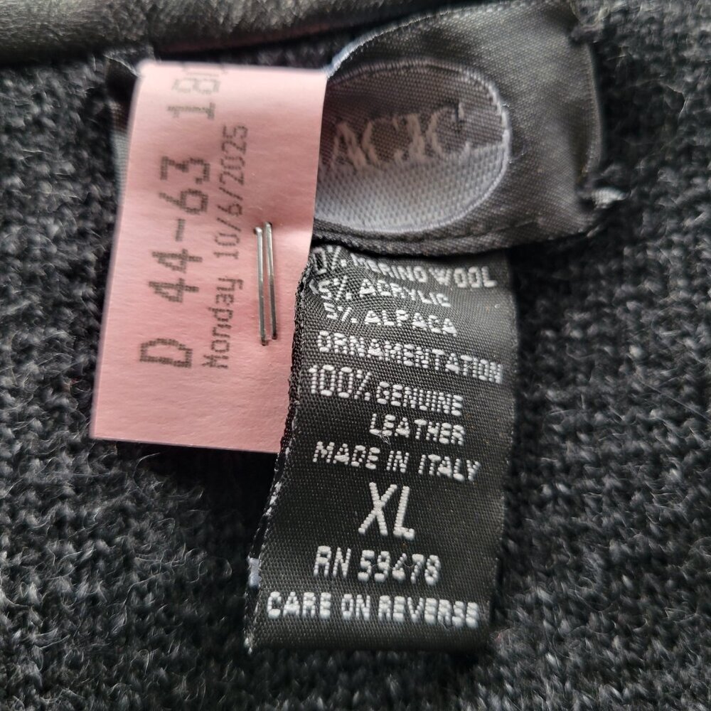 CLEARANCE - Magic Black Tweed Sweater Coat w/ Leather Trim Collar (Size XL) - Picture 4 of 15